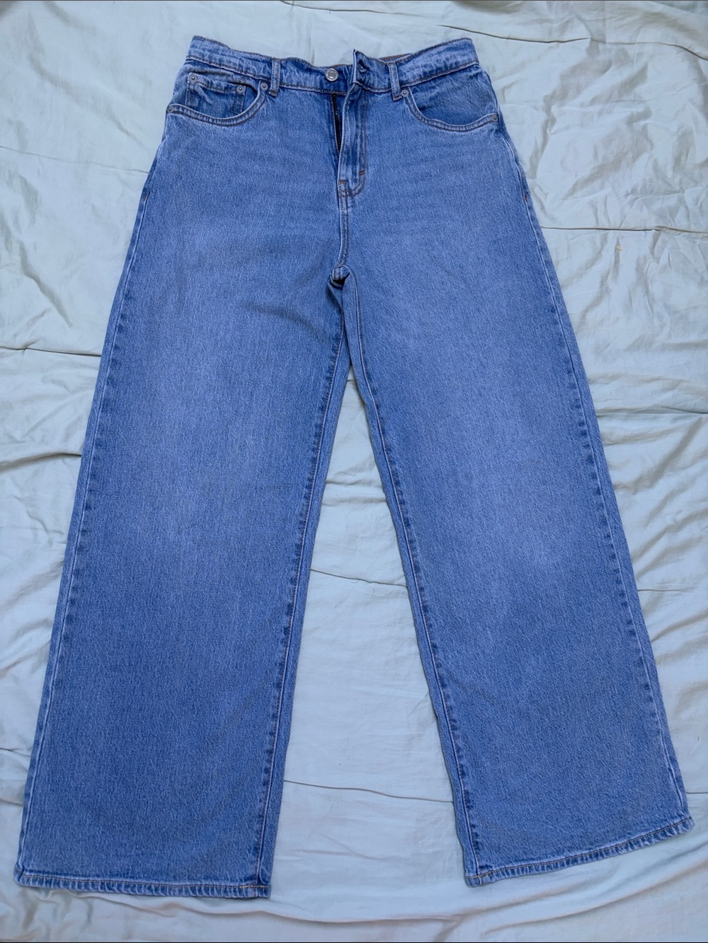 Levi's High-Rise Baggy Jeans in Medium Blue